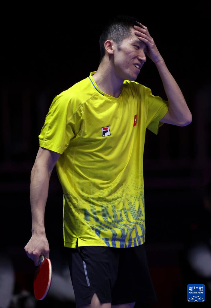 并通过一记 并通过一记