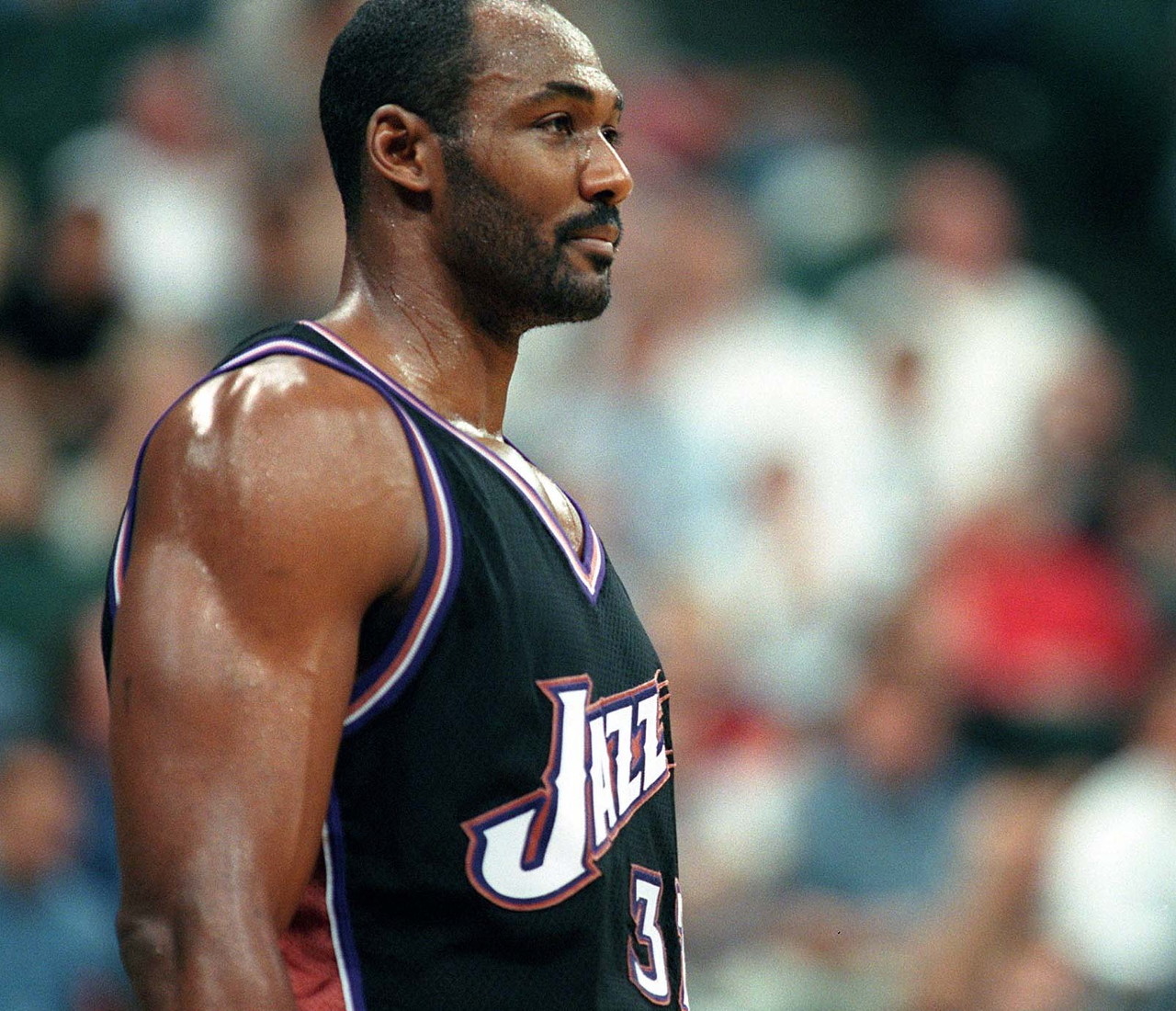 篮板8助攻 篮板8助攻